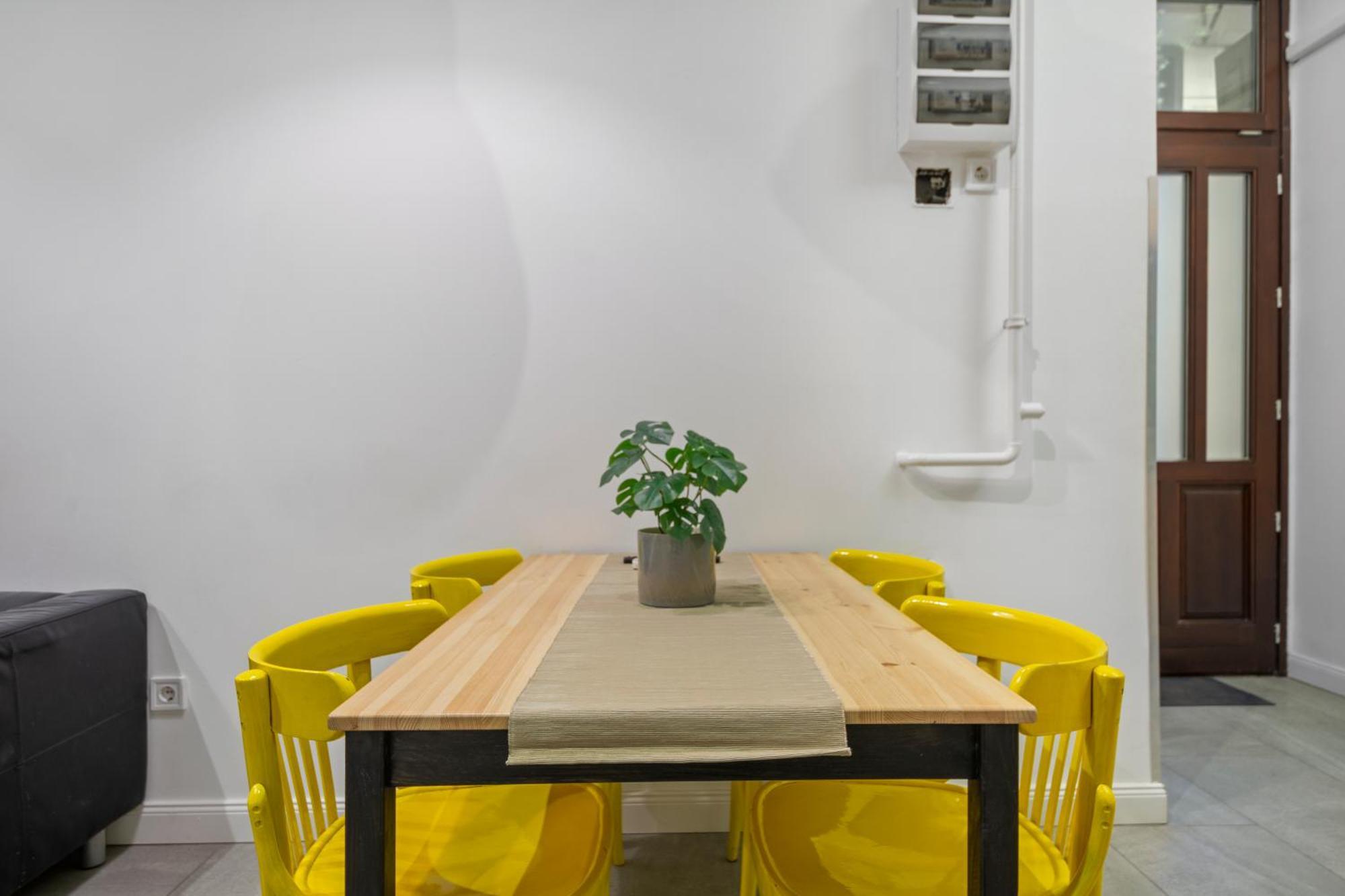Colourful In The Party District Appartement Budapest